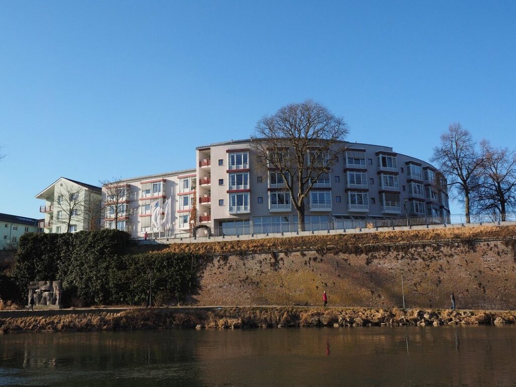 planning for retirement housing