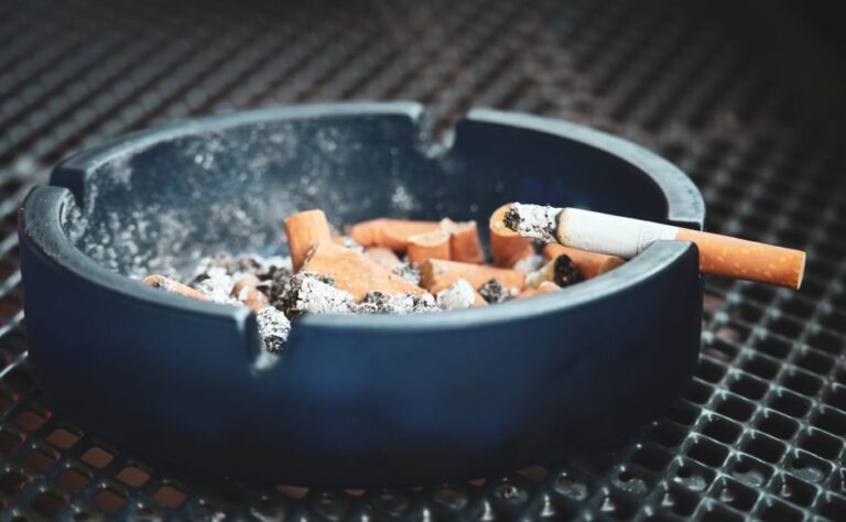 smoking and dementia risk
